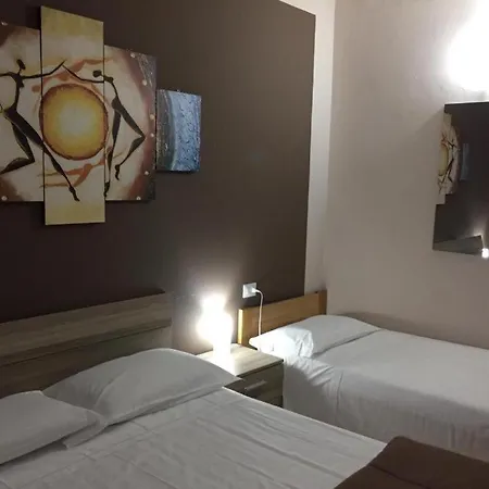 Apartment Elena 1 Self Check-in Parma